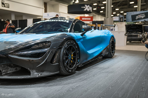 Фото дисков Brixton Forged R11-R Aerotech Черный сатин на McLaren 720S