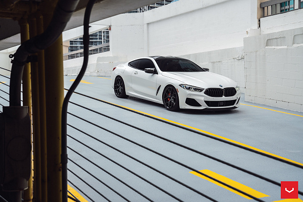 Фото дисков Vossen HF-5 Черный глянец на BMW 8/M8