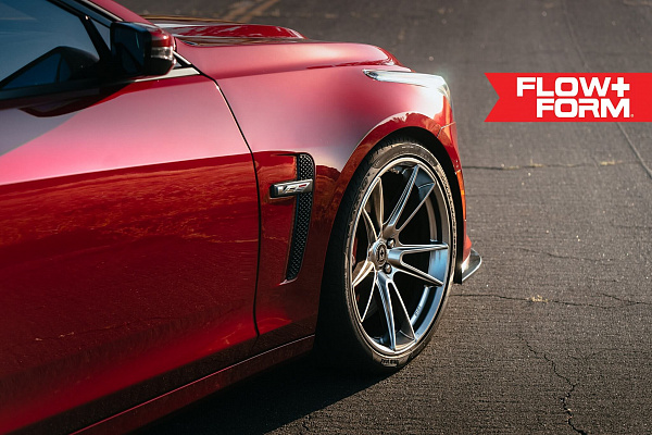 Фото дисков HRE FF04 Серебро на Cadillac CTS III