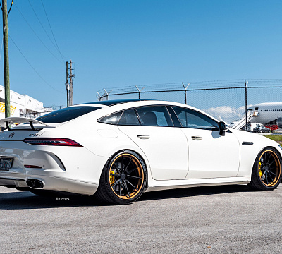 Фото дисков Strasse Wheels SV10M Deep Concave FS на Mercedes-Benz AMG GT I
