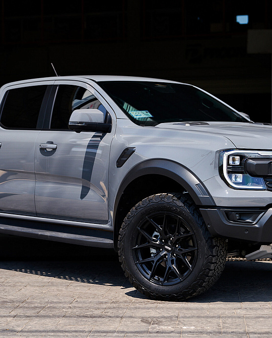 Фото дисков HF6-4 Черный сатин на Ford Ranger T6.2