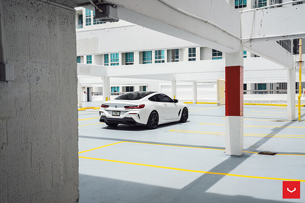 Фото дисков Vossen HF-5 Черный глянец на BMW 8/M8