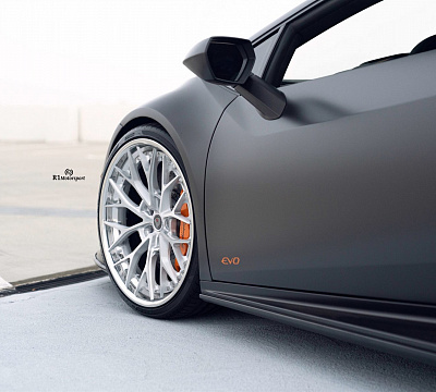 Фото дисков Anrky AN30 на Lamborghini Huracan