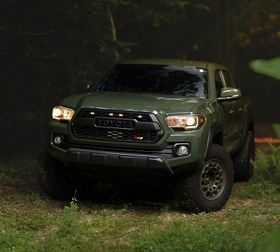 Фото дисков Black Rhino FUJI на Toyota Tacoma III