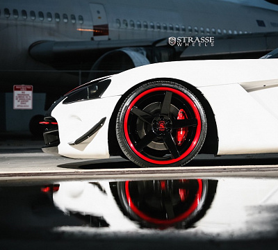 Фото дисков Strasse Wheels S5 Deep Concave на Dodge Viper