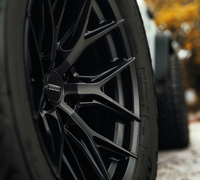 Фото дисков Vossen HF6-4 на Ford Bronco