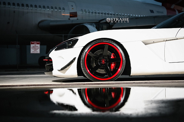 Фото дисков Strasse Wheels S5 Deep Concave Другой цвет на Dodge Viper