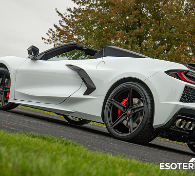 Фото дисков Vossen M-X5 на Chevrolet Corvette C8