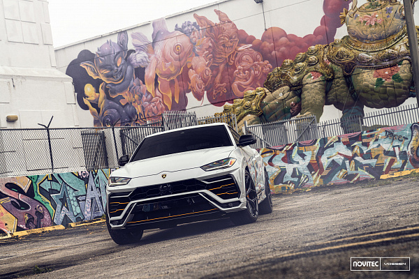 Фото дисков NOVITEC NL4 Черный глянец на Lamborghini Urus