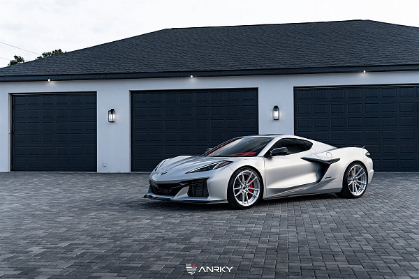 Фото дисков Anrky AN24 Глянцевый лак на Chevrolet Corvette C8