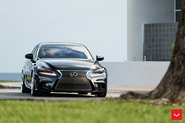 Фото дисков Vossen CV3 Серебро на Lexus IS II