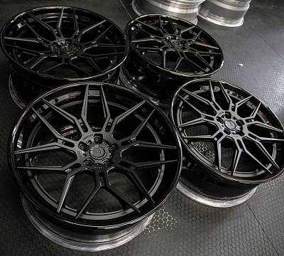 ADV.1 ADV7 Track Spec CS