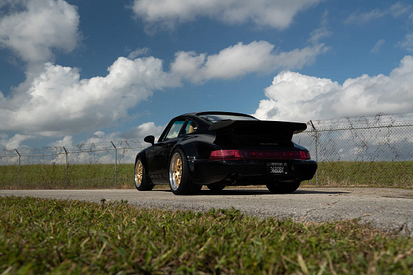 Фото дисков HRE 540 Сатиновое золото на Porsche 911 III