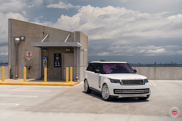 Фото дисков Vossen LC3-12 Глянцевый лак на Land Rover Range Rover V