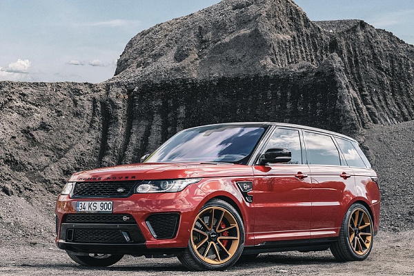 Фото дисков Rotiform BTL Сатиновая бронза на Range Rover Sport II