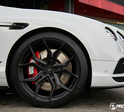 Фото дисков Vossen EVO-3 на Bentley Continental GT II