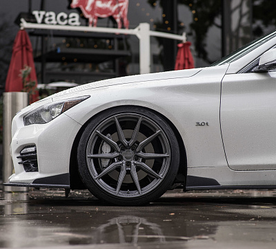 Фото дисков Vossen HF-3 на Infiniti Q50
