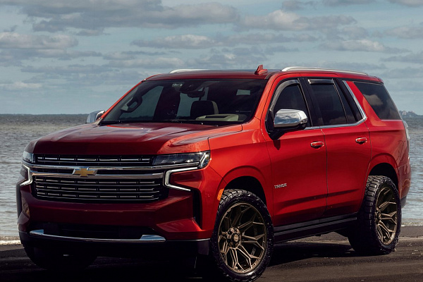Фото дисков 4PLAY 4P83 Глянцевая бронза на Chevrolet Tahoe V