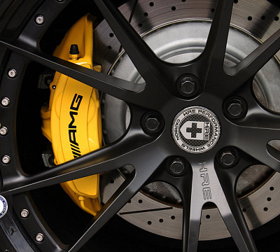 Фото дисков HRE S104 на Mercedes-Benz SLS AMG