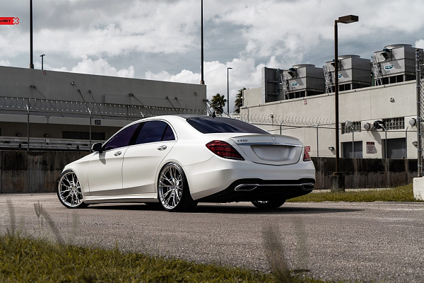 Фото дисков Anrky S1-X5 Полированный лак на Mercedes-Benz S-Class (W222, C217)
