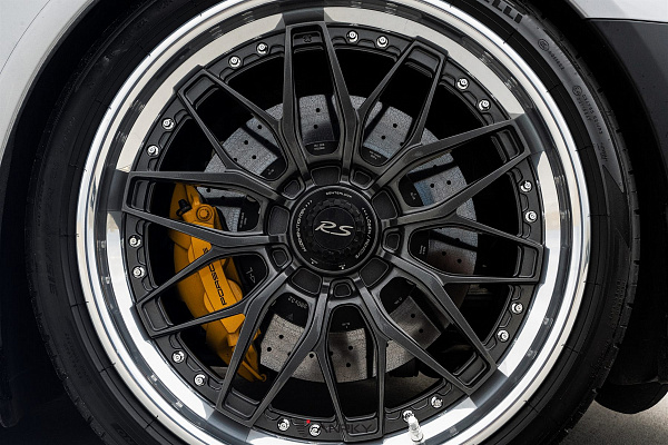 Фото дисков Anrky RS1 Черный глянец на Porsche 911 VII