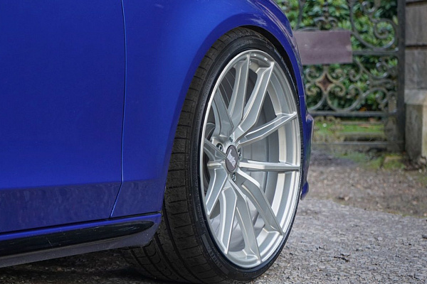 Фото дисков Bola FLC Сатиновый лак на Audi A/S/RS 4 (B8)