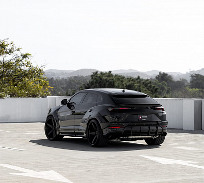 Фото дисков Anrky RS5.3 на Lamborghini Urus