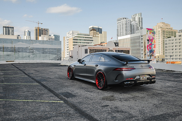 Фото дисков Strasse Wheels SV10M-RS Deep Concave FS Другой цвет на Mercedes-Benz AMG GT I