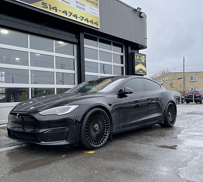 Фото дисков Giovanna Tulum на Tesla Model S
