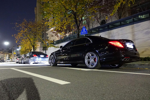Фото дисков HRE S207 Глянцевый тонированный лак на Mercedes-Benz S-Class (W222, C217)