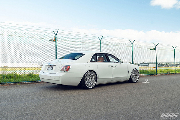 Фото дисков 1886 Wheels G007 Полированный лак на Rolls-Royce Ghost II
