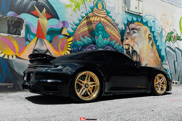 Фото дисков HRE S107SC Глянцевое золото на Porsche 911 VIII