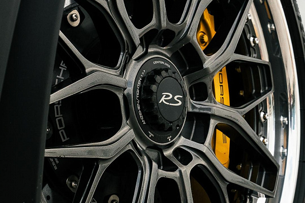Фото дисков Anrky RS1 Черный глянец на Porsche 911 VII