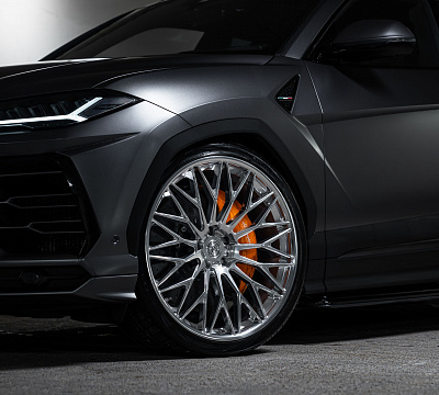 Фото дисков ST Wheels ST4 на Lamborghini Urus