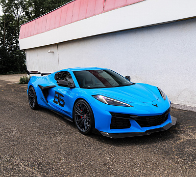 Фото дисков Brixton Forged FDE05 на Chevrolet Corvette C8
