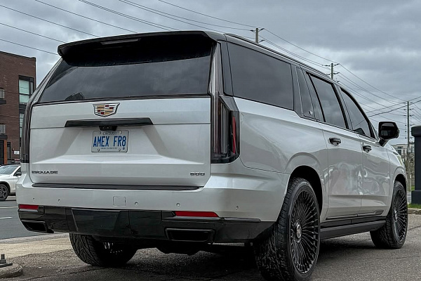 Cadillac Escalade V