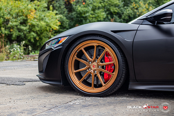 Фото дисков Vossen ML-X2 Глянцевая темная медь на Acura NSX II