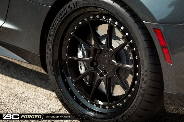 Фото дисков BC Forged LE10 // MLE10 Черный матовый на Chevrolet Camaro VI