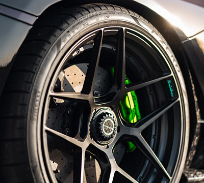 Фото дисков Brixton Forged PF7 на Lamborghini Aventador