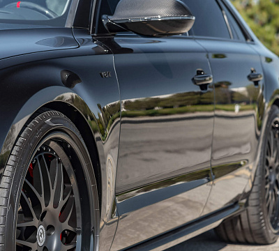 Фото дисков HRE 540C на Audi A/S 8 (D4)