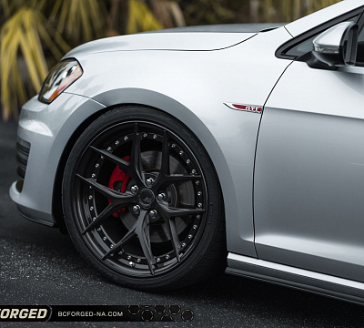 Фото дисков BC Forged HCS21 на Volkswagen Golf VII