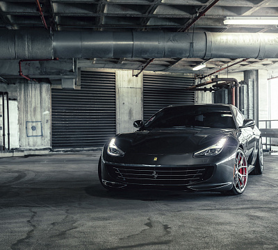 Фото дисков Vossen S21-01 на Ferrari GTC4Lusso