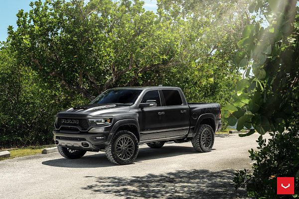 Фото дисков Vossen HF6-3 Сатиновый графит на Ram 1500 V