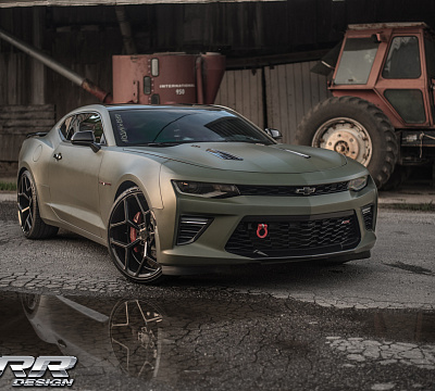 Фото дисков MRR M228 на Chevrolet Camaro VI