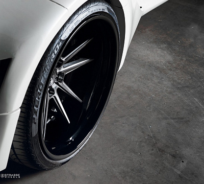 Фото дисков Strasse Wheels SV1 Deep Concave FS на Lexus LC 500