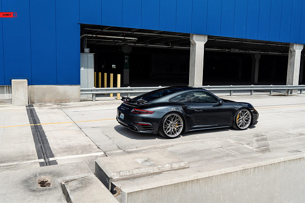 Фото дисков Anrky S1-X1 Глянцевый тонированный лак на Porsche 911 VII
