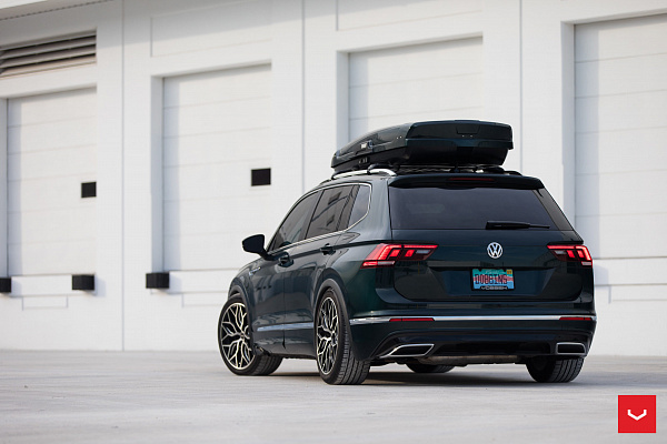 Фото дисков Vossen HF-2 Алмазная проточка на Volkswagen Tiguan II