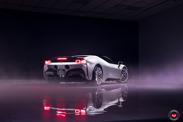 Фото дисков Vossen S21-02 Глянцевый лак на Ferrari SF90