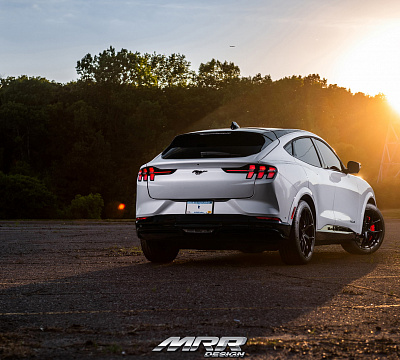 Фото дисков MRR FS06 на Ford Mustang Mach-E