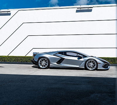 Фото дисков Anrky XR-301 на Lamborghini Revuelto